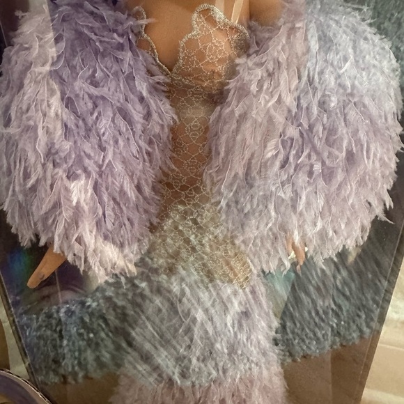 Nwt Bratz x Kylie Jenner 24-Inch Large-Scale Fashion Doll with Gown, 2 Feet Tall - Picture 8 of 12